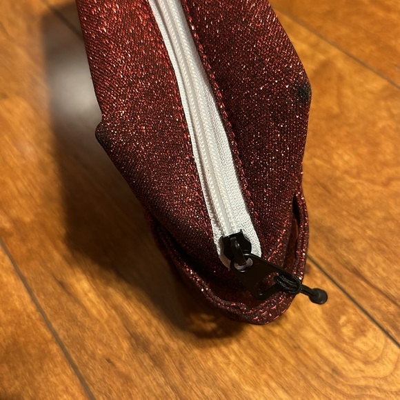 Red rebel sparkle bling makeup bag - Picture 3 of 8